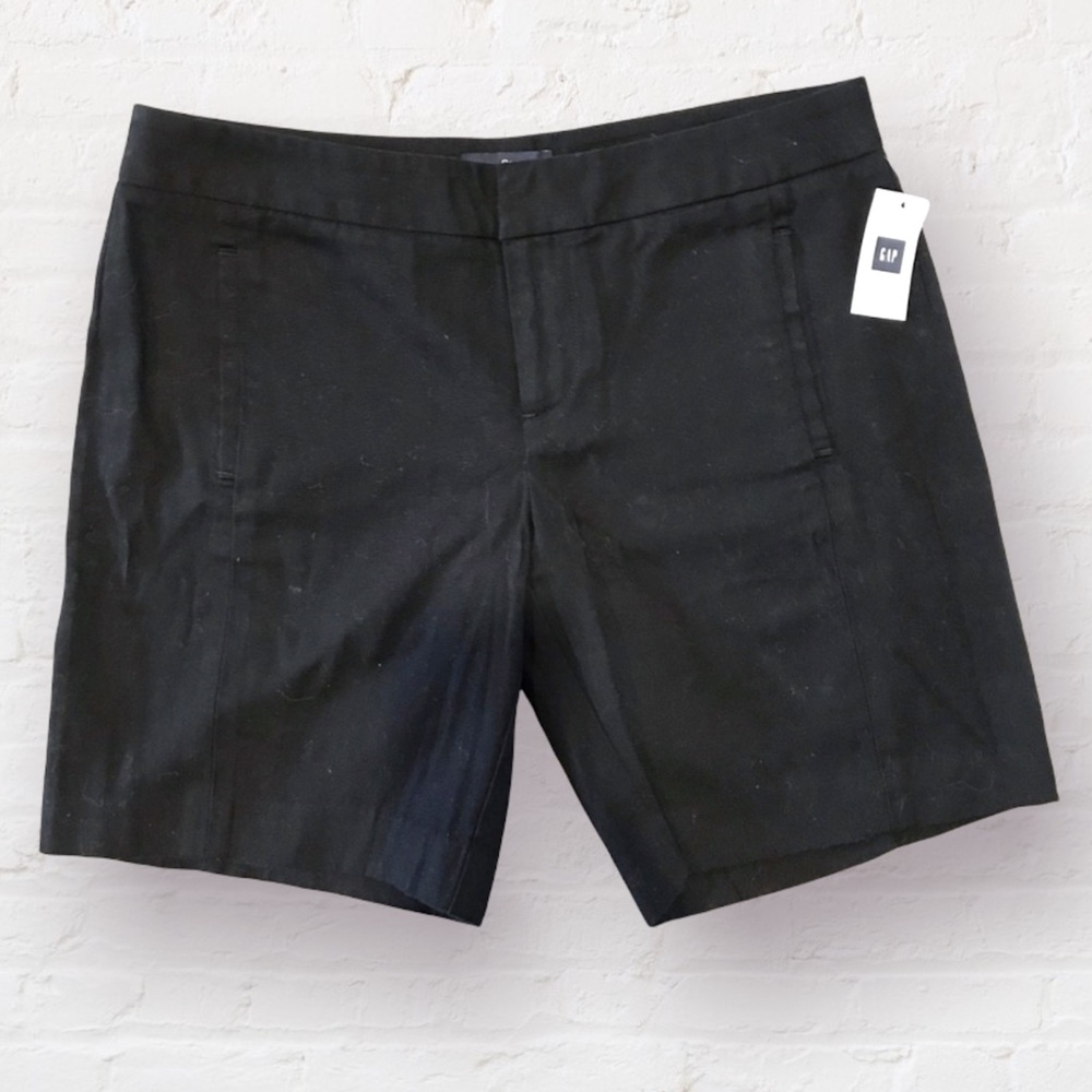 Gap Black Shorts in 2P NWT